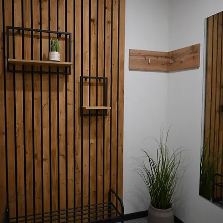 Apartment Stilvolle&ruhige Mit Terrasse&garten