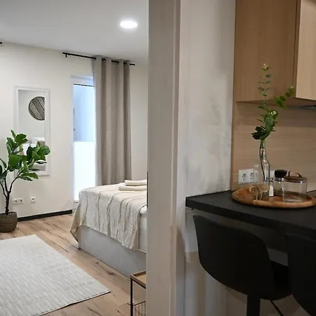 Stilvolle&ruhige Mit Terrasse&garten *