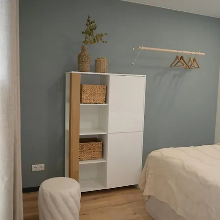 Apartment Stilvolle&ruhige Mit Terrasse&garten