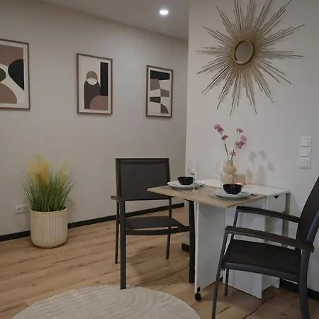 Stilvolle&ruhige Mit Terrasse&garten Petershagen