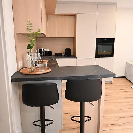 Stilvolle&ruhige Mit Terrasse&garten