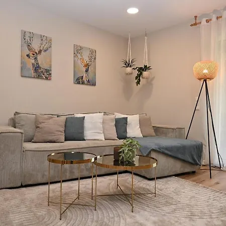 Stilvolle&ruhige Mit Terrasse&garten