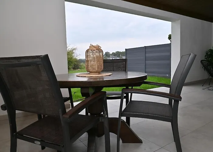 Stilvolle & Ruhige Mit Terrasse & Garten * Petershagen